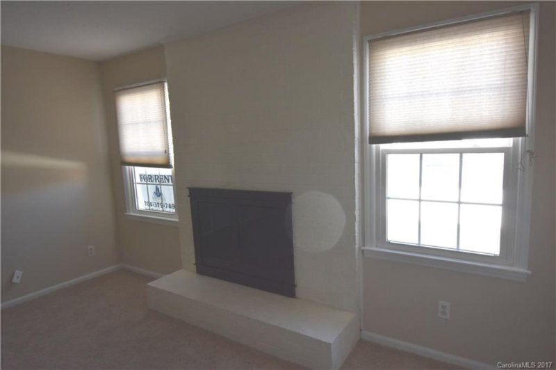 Property image 5 at 921 Nottingham Drive, Gastonia, NC 28054