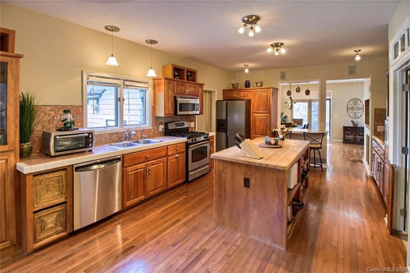 Property image 5 at 519 Claremont Drive, Flat Rock, NC 28731