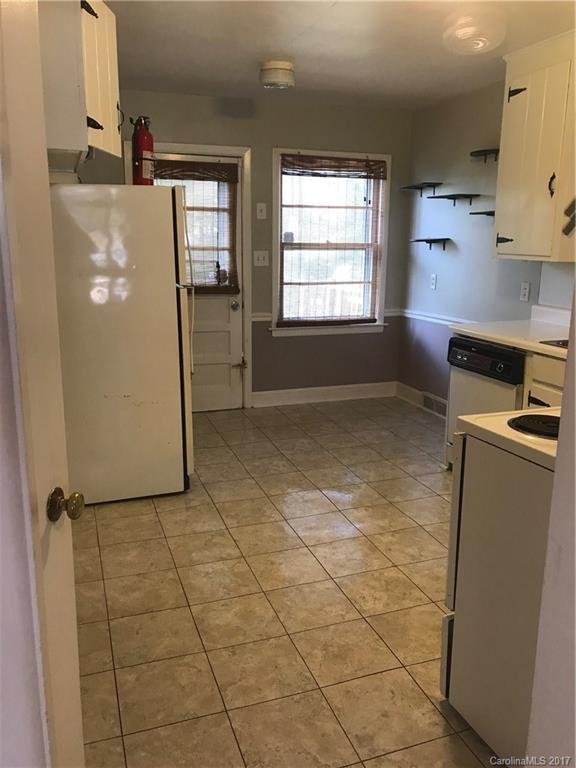 Property image 4 at 5038 Lochlain Drive, Charlotte, NC 28217