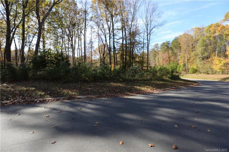 1028 Nutall Oak Lane