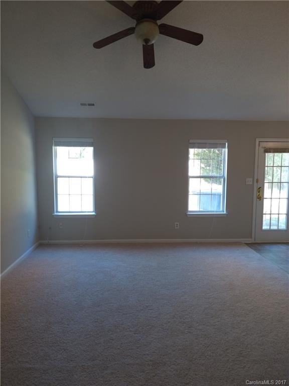 Property image 5 at 6921 Pepper Ann Lane, Charlotte, NC 28216