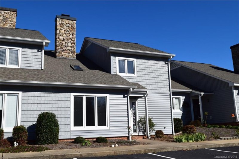 Property image 3 at 1027 21st Avenue, Hickory, NC 28601