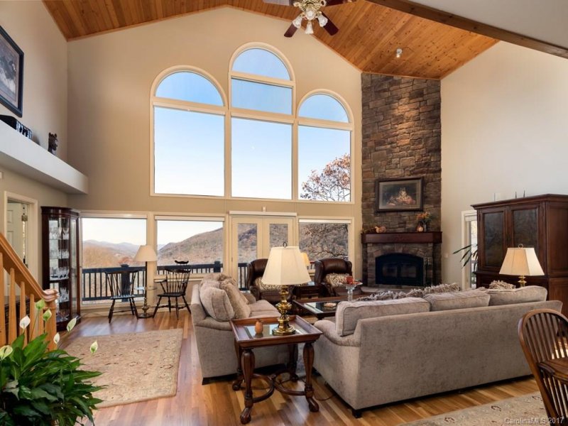 Property image 3 at 242 Lion Heart Lane, Maggie Valley, NC 28751