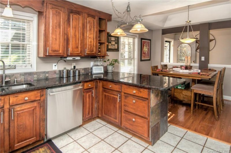 Property image 3 at 114 Zurich Lane, Statesville, NC 28625