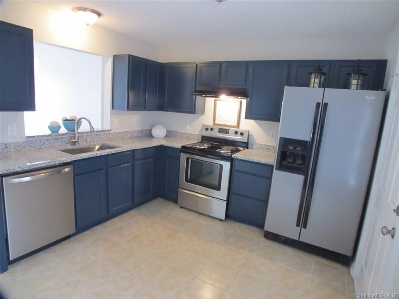 5800 Silver Eagle Drive