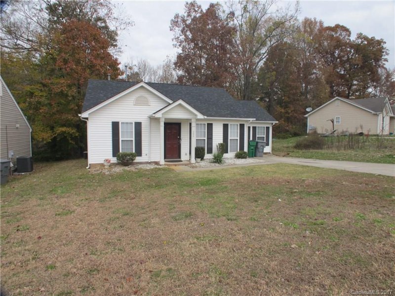 Property image 4 at 5800 Silver Eagle Drive, Charlotte, NC 28214