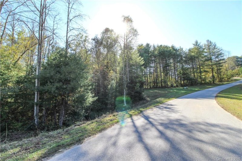 Property image 3 at 0 Crystal Heights Drive, Hendersonville, NC 28739