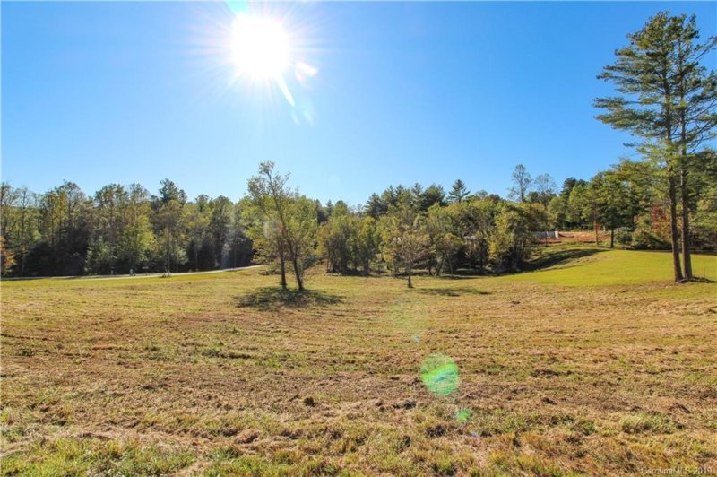 Property image 5 at 159 Crystal Heights Drive, Hendersonville, NC 28739