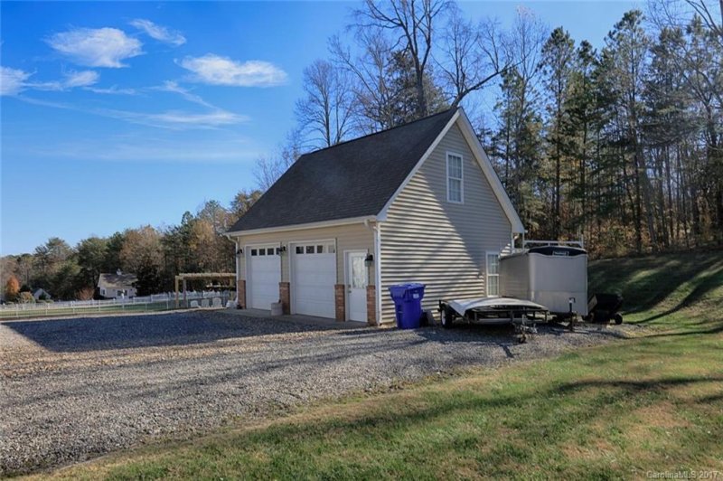 Property image 2 at 124 Quail Haven Drive, Troutman, NC 28166
