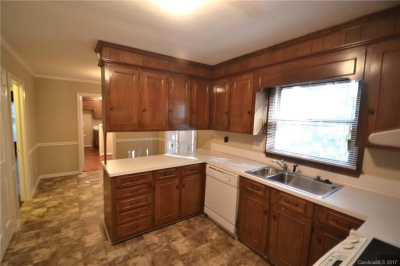 Property image 2 at 5910 Grosner Place, Charlotte, NC 28211