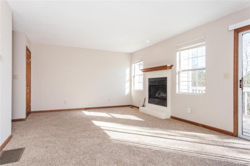 Property image 4 at 6 Rocking Porch Road, Asheville, NC 28805