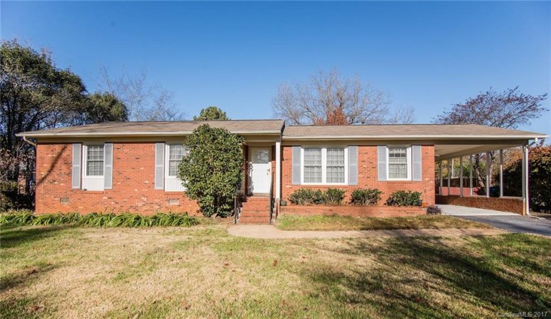 452 Forest Way Drive