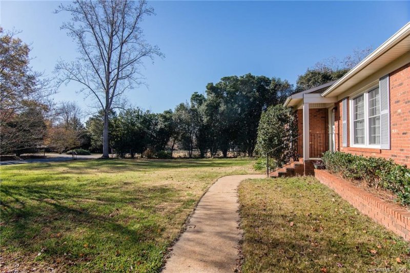 Property image 3 at 452 Forest Way Drive, Fort Mill, SC 29708