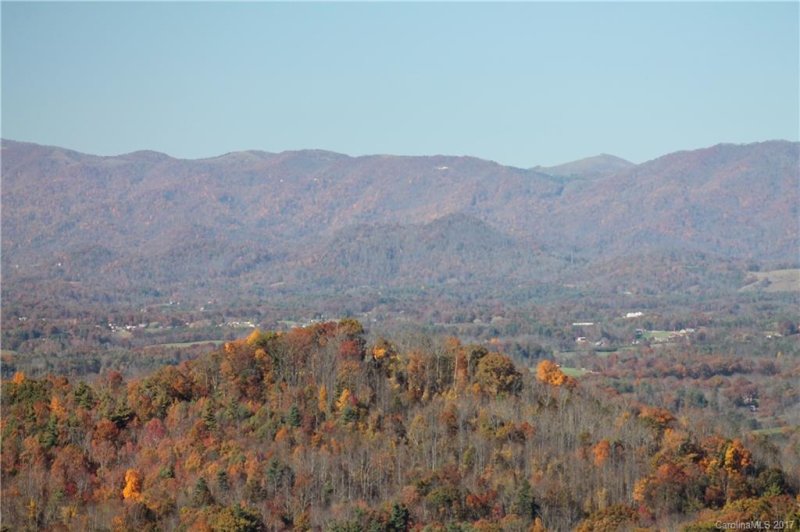 Property image 4 at 51 Villa Nova Drive, Asheville, NC 28804