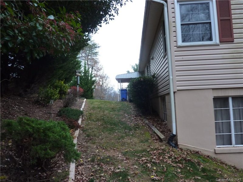 Property image 3 at 37 Pinehurst Road, Asheville, NC 28805