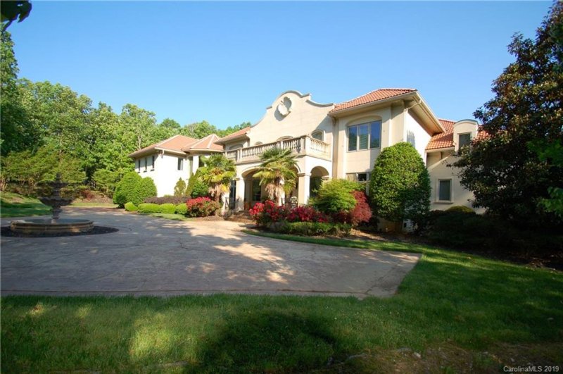 Property image 3 at 9712 Sedgefield Drive, Waxhaw, NC 28173