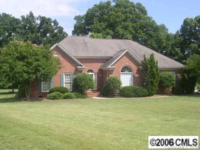 Property image 2 at 145 Couples Court, Matthews, NC 28104