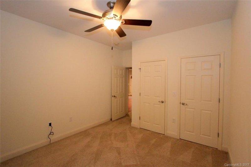 Property image 5 at 126 Harbor Point Drive, Cherryville, NC 28021