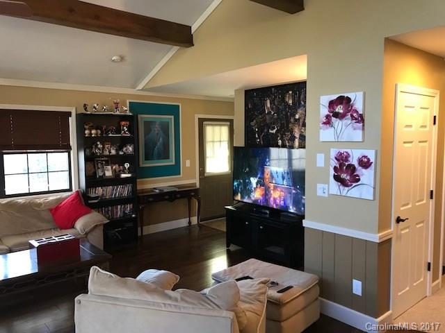 Property image 4 at 35 Laurel Creek Drive, Hendersonville, NC 29792