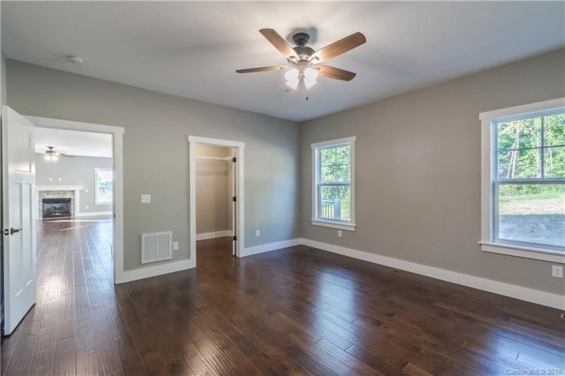 Property image 3 at 51 Olivet Lane, Fletcher, NC 28732