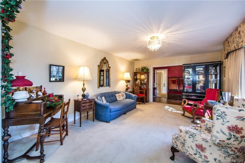 Property image 3 at 8227 Cliffside Drive, Charlotte, NC 28270