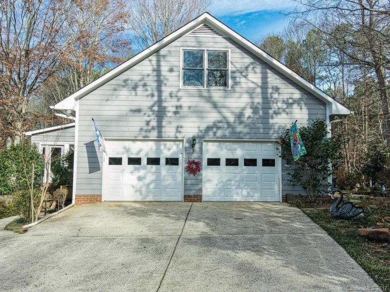 Property image 2 at 140 Rustic Way Lane, Mooresville, NC 28117