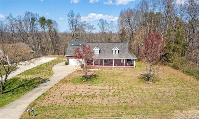 Property image 3 at 152 Zurich Lane, Statesville, NC 28625