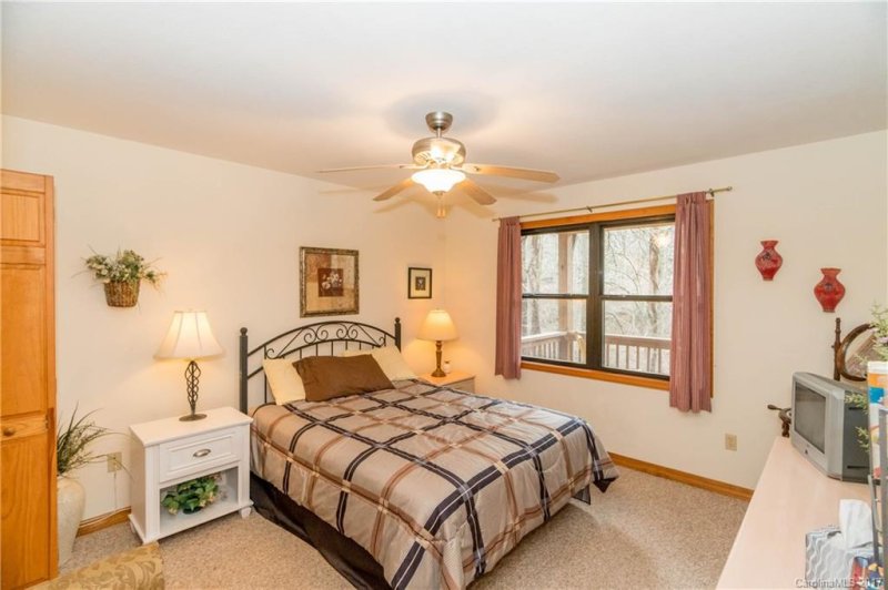 Property image 4 at 100 Kylie Lane, Waynesville, NC 28785