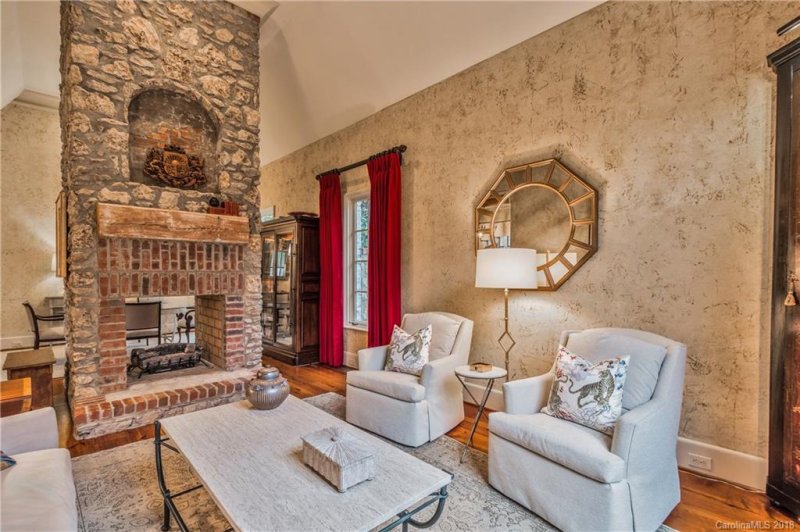 Property image 4 at 2415 La Maison Drive, Charlotte, NC 28226