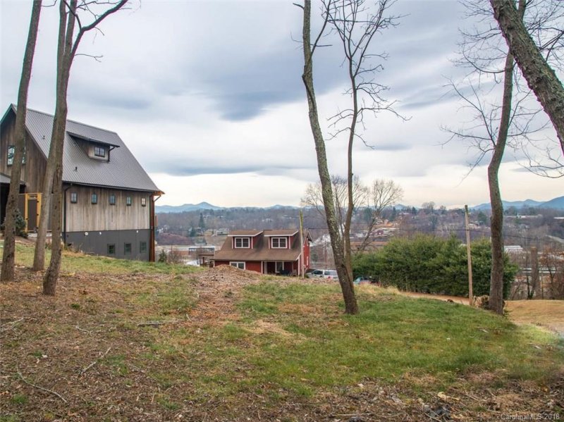 Property image 2 at 99999 Park Place, Asheville, NC 28801