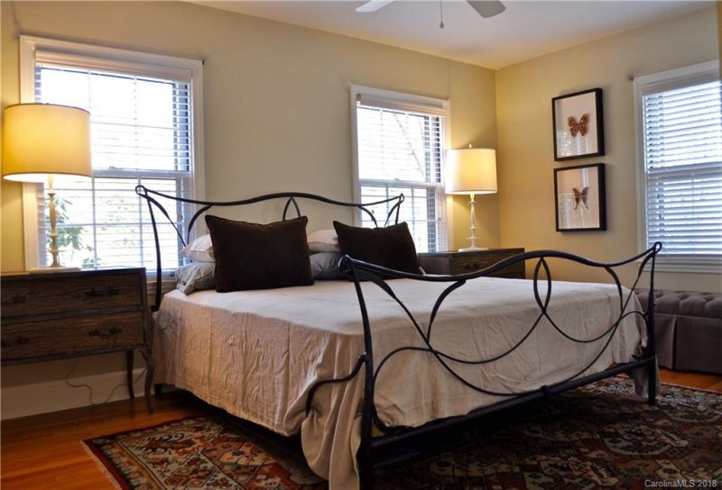 Property image 5 at 27 Shorewood Drive, Asheville, NC 28804