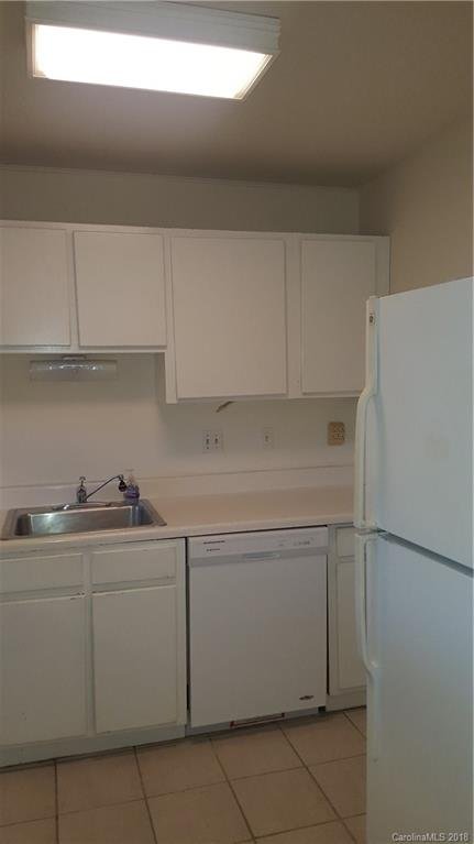 Property image 5 at 1605 Merry Oaks Road, Charlotte, NC 28205