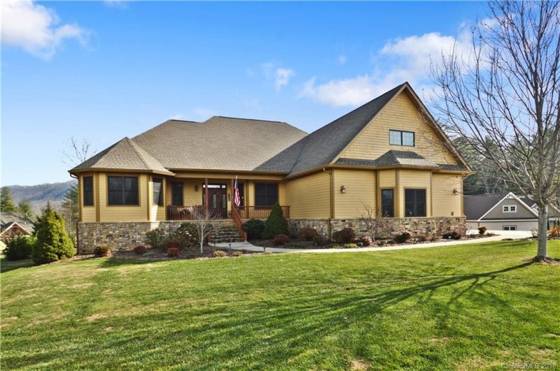 44 King Heights Drive