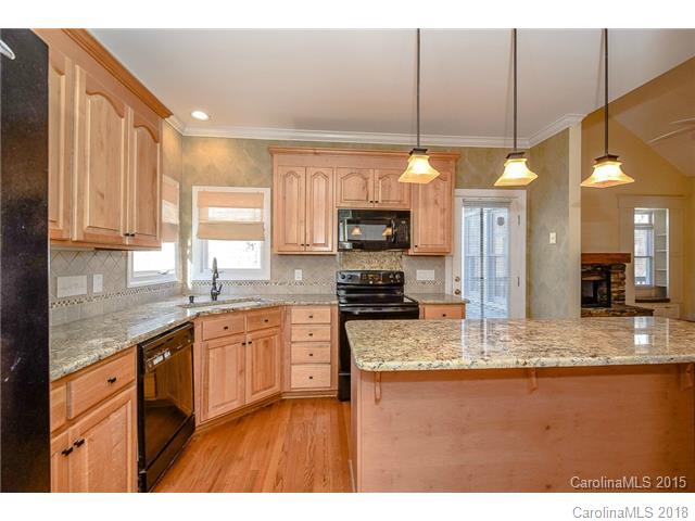 Property image 5 at 712 Lochaven Road, Waxhaw, NC 28173