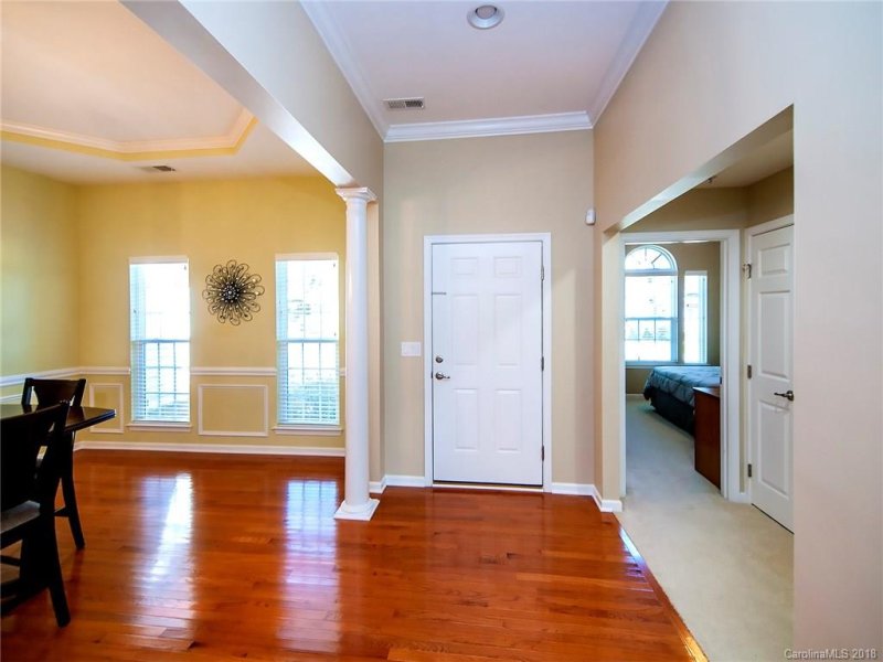 Property image 5 at 535 Spruce Hollow Lane, Lake Wylie, SC 29710