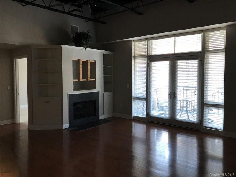 Property image 4 at 720 Governor Morrison Street, Charlotte, NC 28211