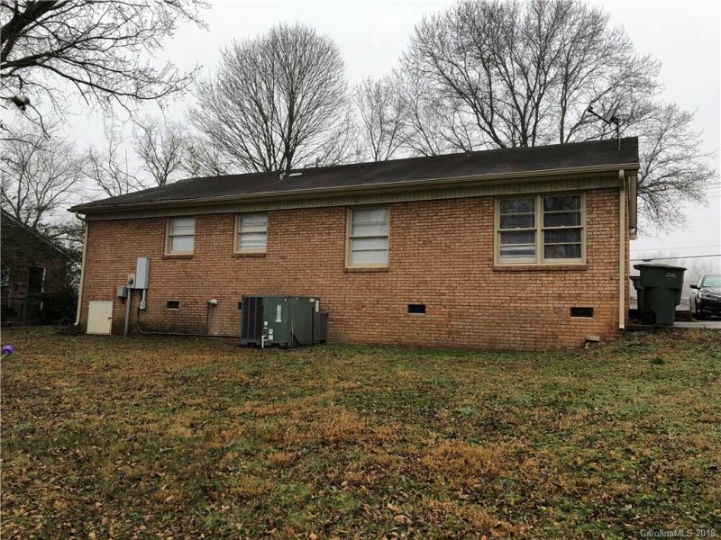 Property image 2 at 2517 Linwood Road, Gastonia, NC 28052