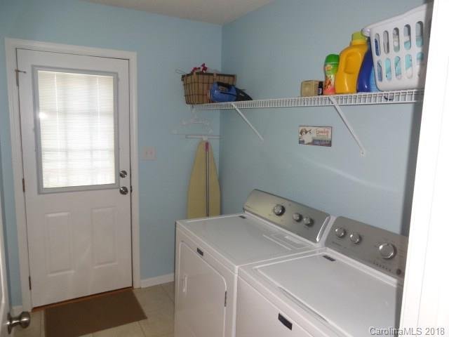 Property image 3 at 391 Wakemeadow Place, Concord, NC 28027