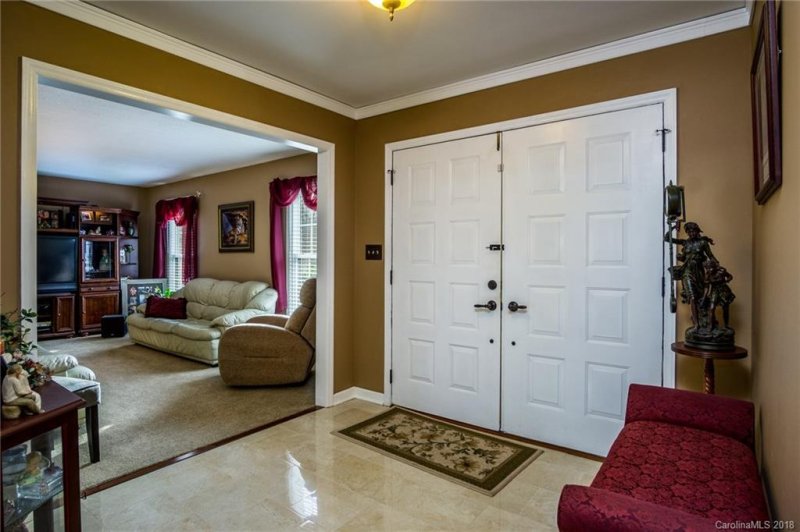 Property image 5 at 4201 Middle Stream Road, Charlotte, NC 28213