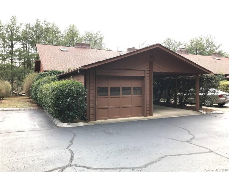 Property image 2 at 304 Woodfield Drive, Asheville, NC 28803