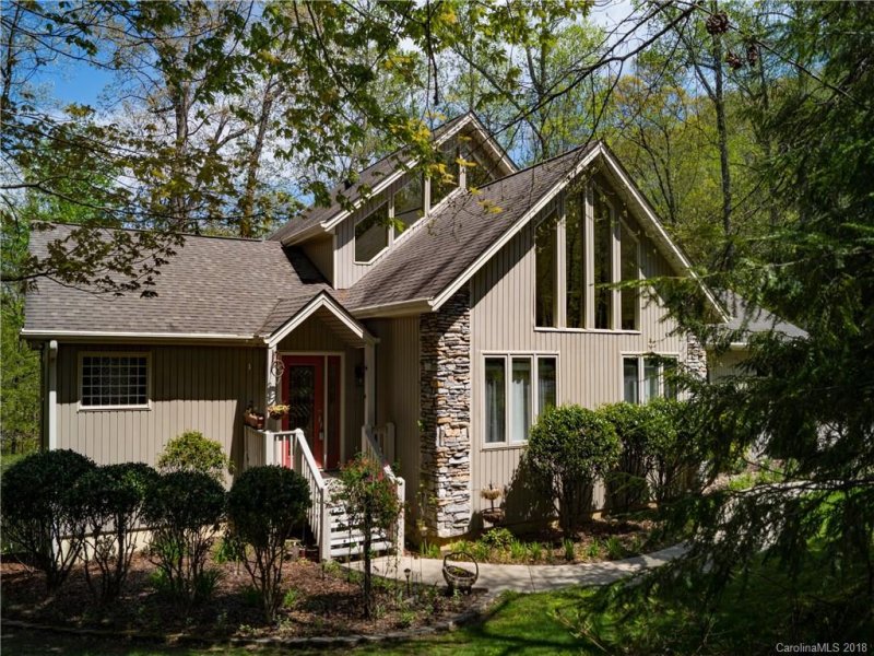 Property image 3 at 48 Kindling Trail, Horse Shoe, NC 28742