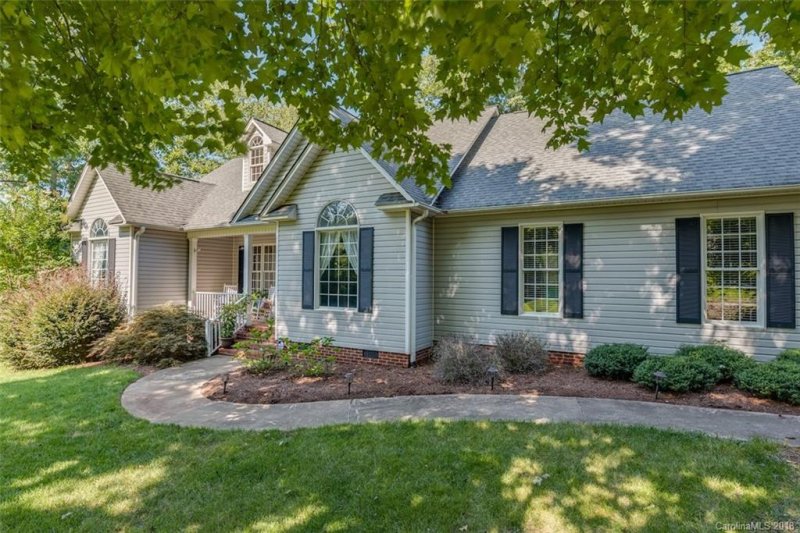 Property image 2 at 189 Shepherds Creek Circle, Rutherfordton, NC 28139