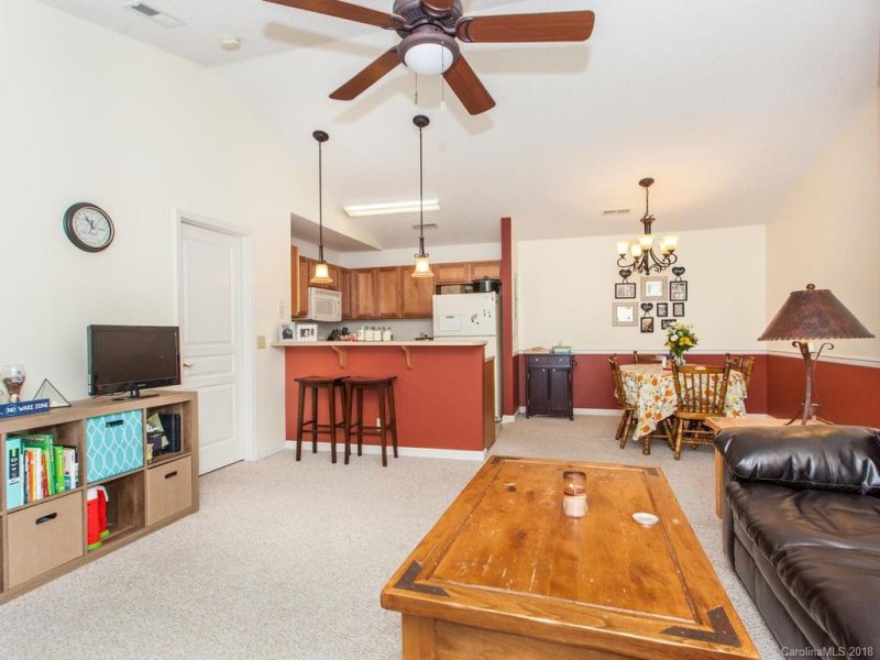 Property image 5 at 135 Morningside Lane, Hendersonville, NC 28792