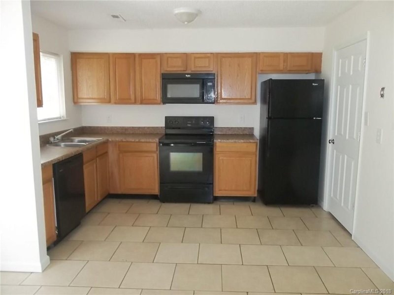 Property image 2 at 7538 Eastbourne Road, Charlotte, NC 28227