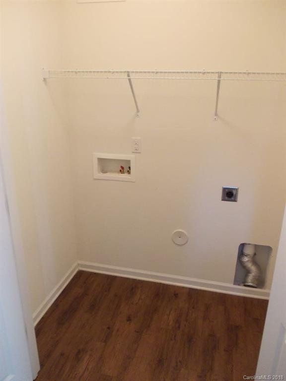 Property image 4 at 2528 Walnut Forest Drive, Charlotte, NC 28216
