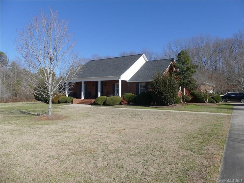 107 Prospector Drive