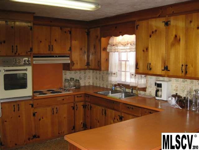 Property image 3 at 3531 16th Street, Hickory, NC 28601