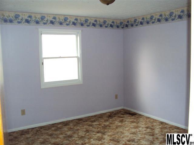Property image 4 at 2696 Tuthill Drive, Lenoir, NC 28645