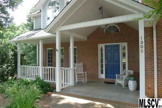 Property image 2 at 1305 33rd Avenue Drive, Hickory, NC 28601