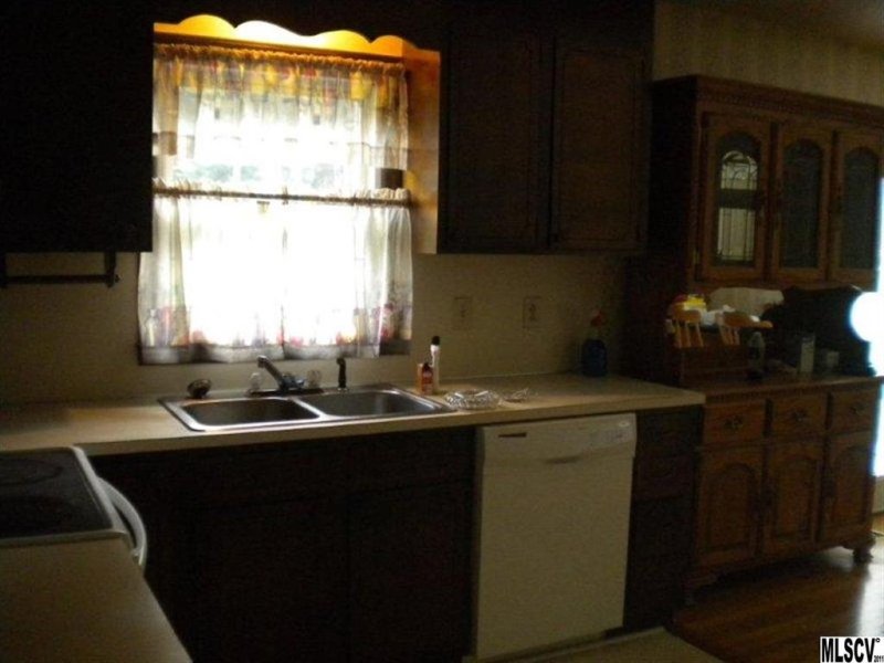 Property image 5 at 4651 Queens Road, Hickory, NC 28602